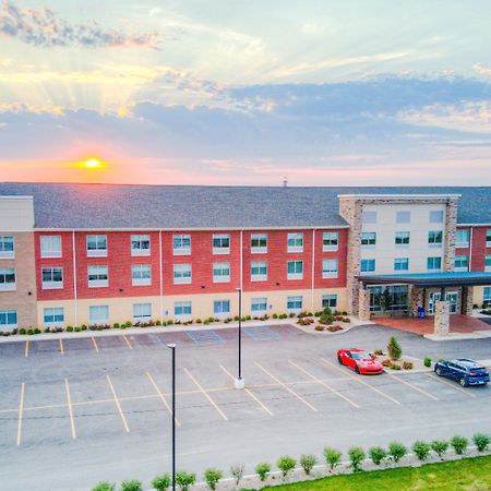 Holiday Inn Express & Suites - Remington, An Ihg Hotel Exterior photo